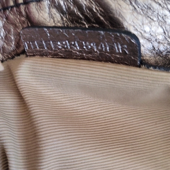 Burberry Black and Brown Shoulder Bag - Picture 4 of 16